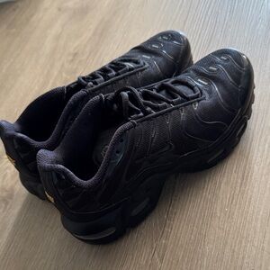 Nike Air Max Plus Women's Sneakers